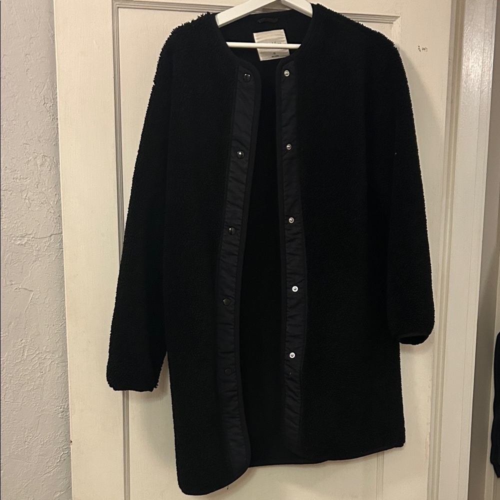 Wilfred black fleece coat